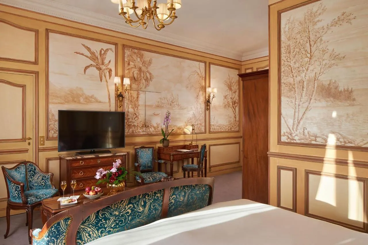 Hotel Raphael Paříž 5*,